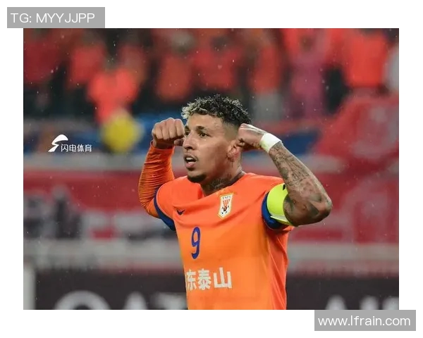 足球场历史最大比分球星纪录揭秘：他的传奇之路与巅峰表现