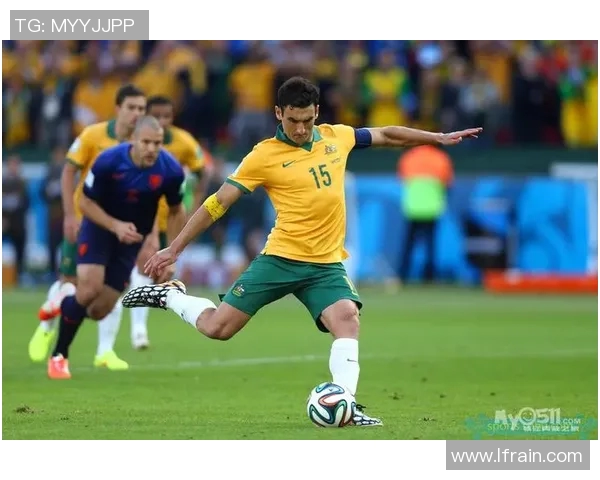 足球巨星风采展示 精彩瞬间定格球场荣耀 足球巨星风采展示 精彩瞬间定格球场荣耀