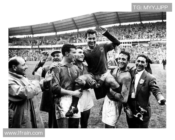 80年代法国足球巨星风采回顾 荣耀与传奇交织的时代